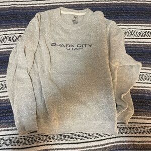 NWOT Park City crewneck